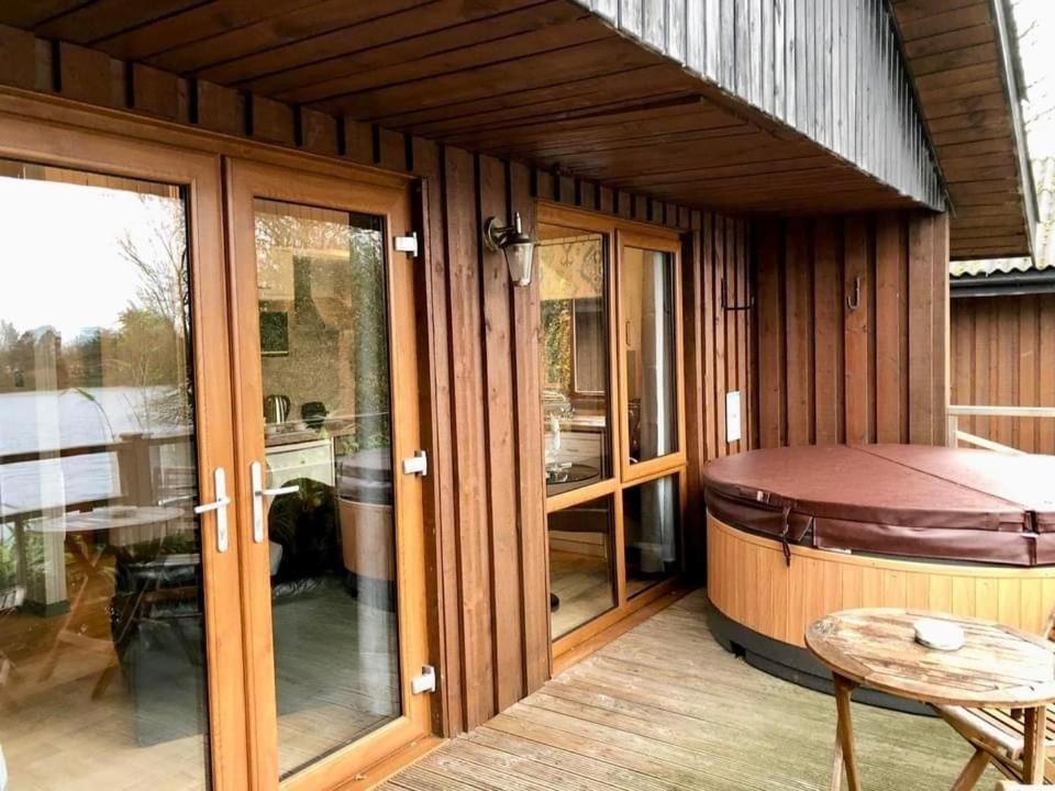 Holly Lodge 14 Hot Tub York Eksteriør bilde
