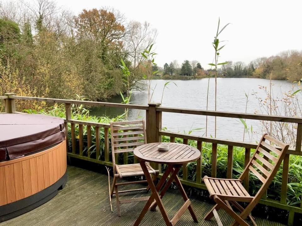 Holly Lodge 14 Hot Tub York Eksteriør bilde